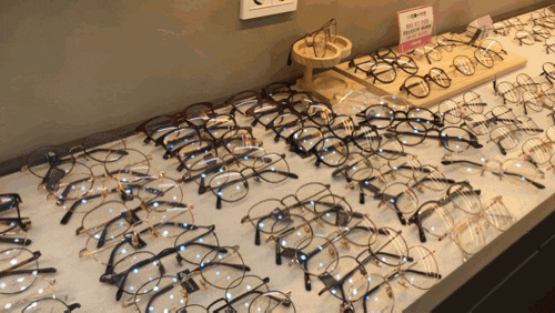 발산역 안경점 : 으뜸플러스에서 저렴하게 맞춤안경