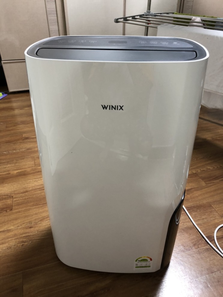 위닉스 뽀송 17L 17리터 제습기 WINIX  제습기 한달 사용후기 으뜸환급 에너지효율 1등급