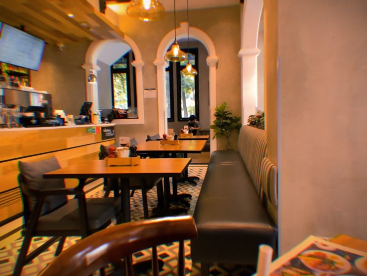 the coffee Club 호치민 노트르담 성당 주변 카페 the coffee Club 호치민 노트르담 성당 주변 카페