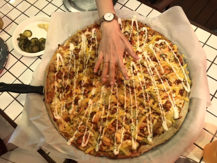 여수 쫑포 피자수퍼에서 18인치 피자 주문했는데 크기가...ㄷㄷ