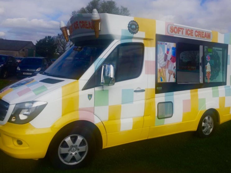 아이스크림 버스는 마약중개상? 대마초 파는 아이스크림 트럭 이야기