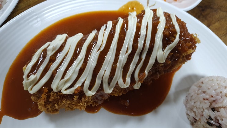  별내 이공국시 돈까스 제육덮밥 굳! 멸치국수는 셀프