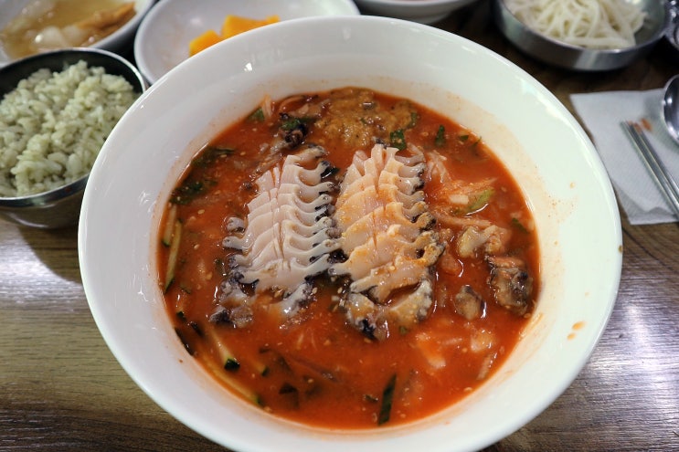 제주 공항근처 "순옥이네 명가" 전복 물회 로컬맛집 (+성게미역국, 전복뚝배기)