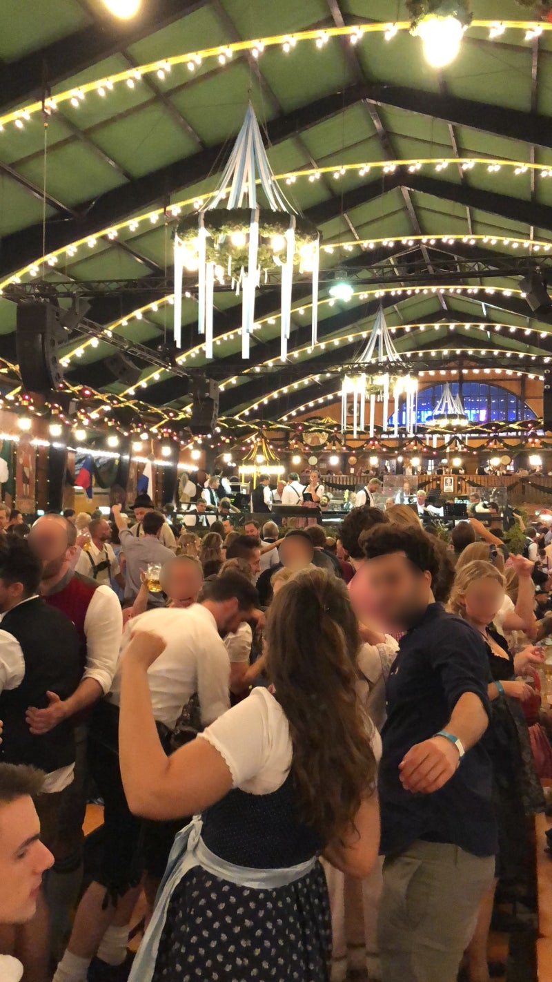 독일]옥토버 페스트 - 뮌헨 맥주 축제 (전통의상 구매팁) : 네이버 블로그, image size:800x1422