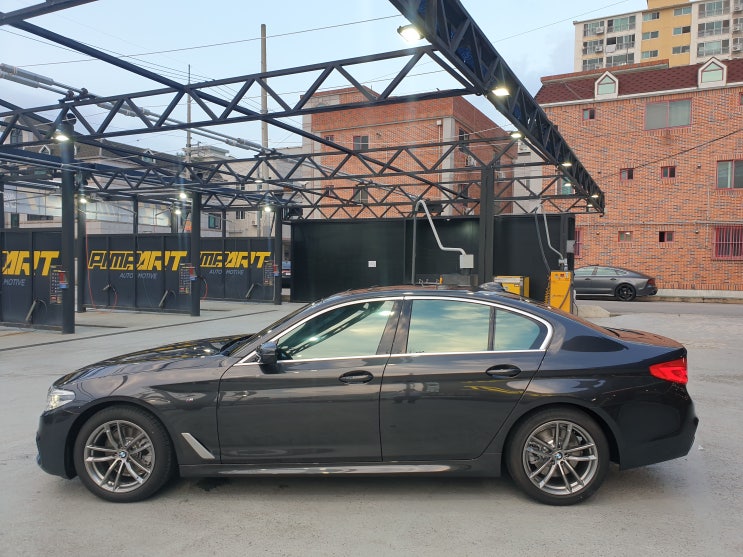  [5시리즈] BMW 520i M 무이자 할부 8월 프로모션 출고 후기 (소피스토 그레이 / 모카 시트) 대구 구미