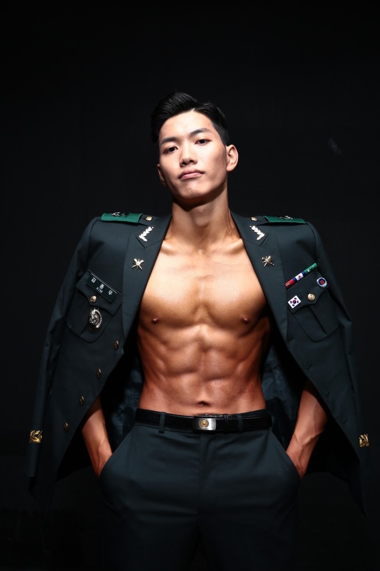  [바디프로필] 군인시절 일반인바디프로필 D-day 촬영