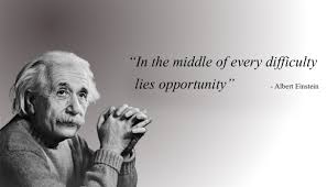 《동기부여 영어명언》In the middle of difficulty lies opportunity. 어려움 가운데 기회가 있다.위기를 기회로 만드세요.알버트 아인슈타인