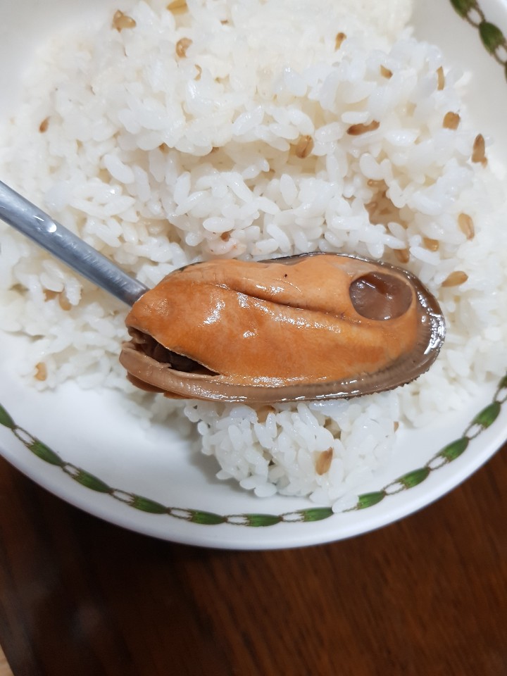  혼밥족을 위한 건강밥상 건강을담은 초록입 홍합장과 새우장 맛있네 리뷰 후기