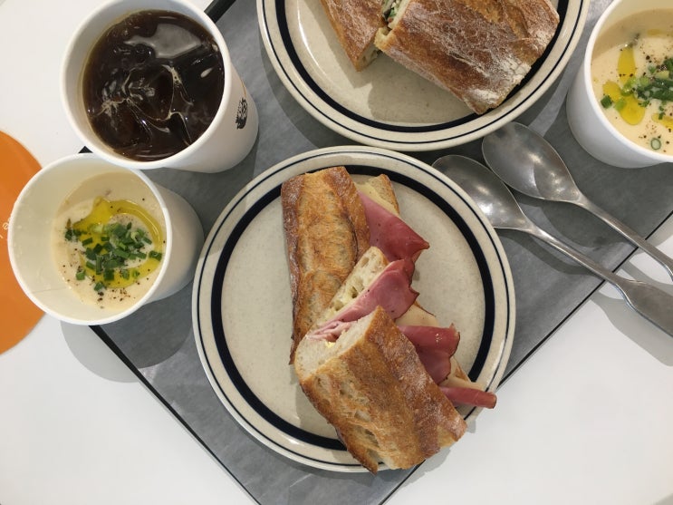  용산아이파크몰 타르틴(TARTINE) 카페 & 올른올른 미니회의?