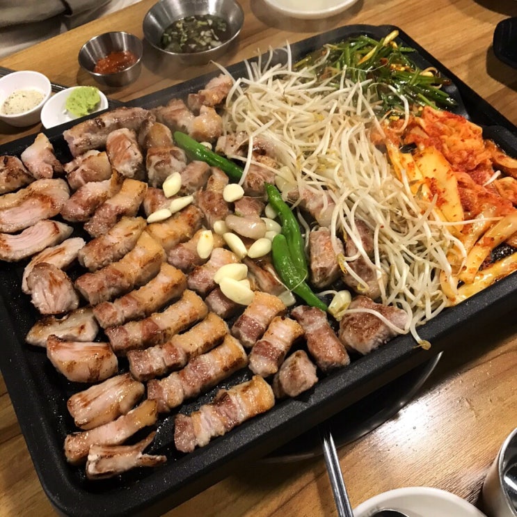 [왕십리 맛집] 삼겹살과 볶음밥에 아이스크림까지! / 왕십리 육감식당