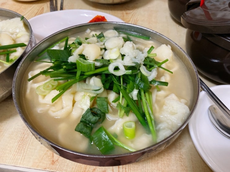  [구리맛집]잉꼬칼국수 진짜 매운 실비김치와 엄청난 양의 칼국수
