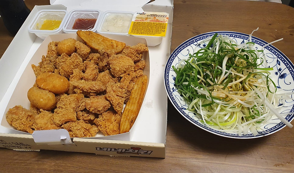 네네치킨 논현택지점 사진 4