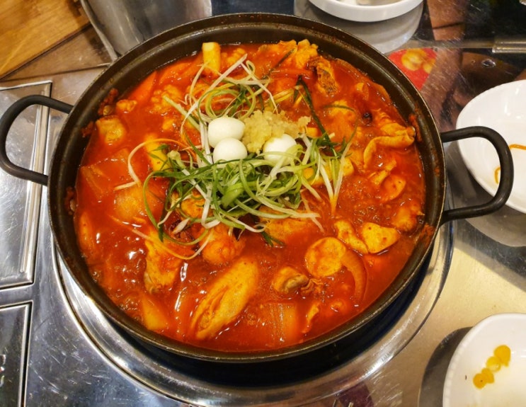  정관곱창 국물이 일품인 부자곱도리탕