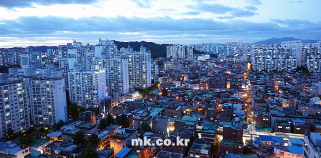 집값 첫 마이너스 지역 강남일까? 강북일까?…서울 아파트시장 '촉각' 강남3구 첫하락가능성↑