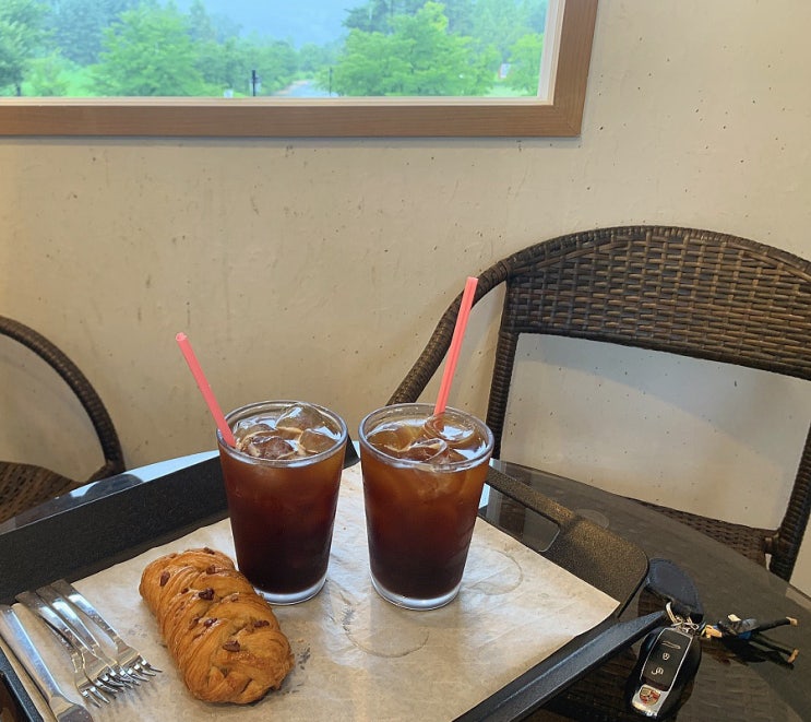 연천 카페 : 고즈넉한 분위기가 예술인 ‘세라비 한옥카페’ 연천 카페 : 고즈넉한 분위기가 예술인 ‘세라비 한옥카페’