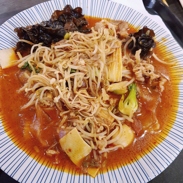  마라샹궈 첫 만남 야오마라탕에서 근데 비주얼이?