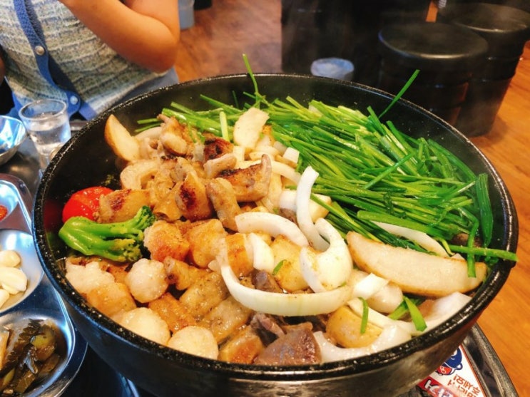  서대문곱창하면 제일황소곱창이 무조건 떠오를것은 미친비쥬얼을 확인함 ㅋㅋㅋㅋ(feat. 여기가 찐 충정로맛집임)