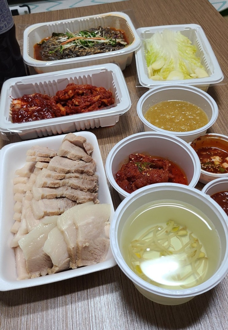  신곡동 달인 보쌈 포장해서 집에서 먹으니, 더 맛있어요~