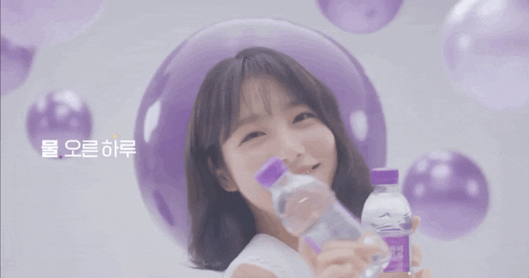  몽베스트 생수 모델 신예은에 대해 알아보자 (광고 움짤 포함 ㅋㅋ)