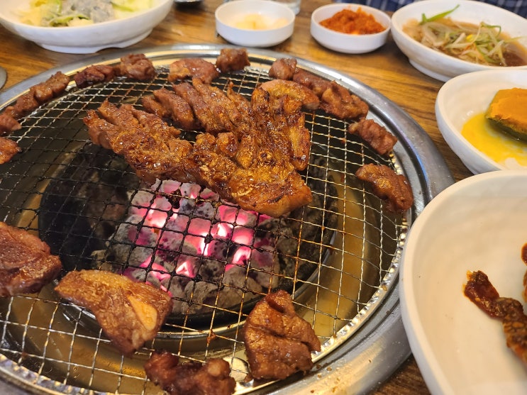  철산동돼지갈비본전숯불갈비