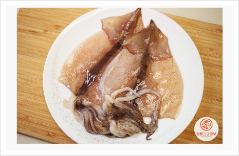 저수분 요리 법으로 오징어 손질 하면 얼마나 맛있게요? . 22일차
