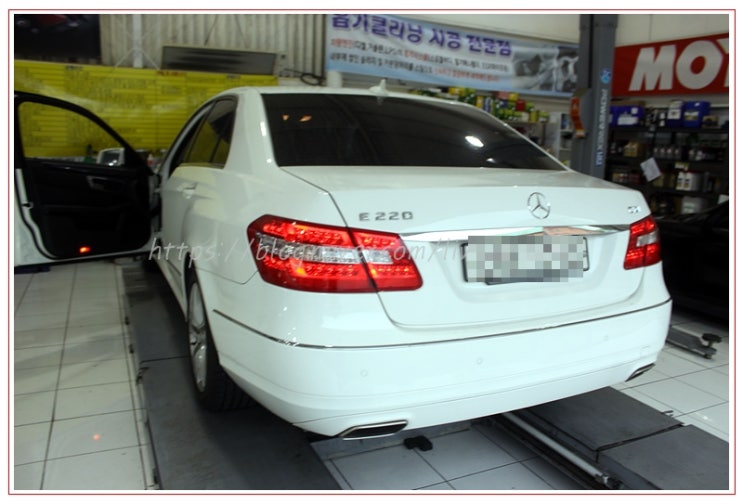  BENZ E220 합성엔진오일 교체 - 창원엔진오일 마산합성유