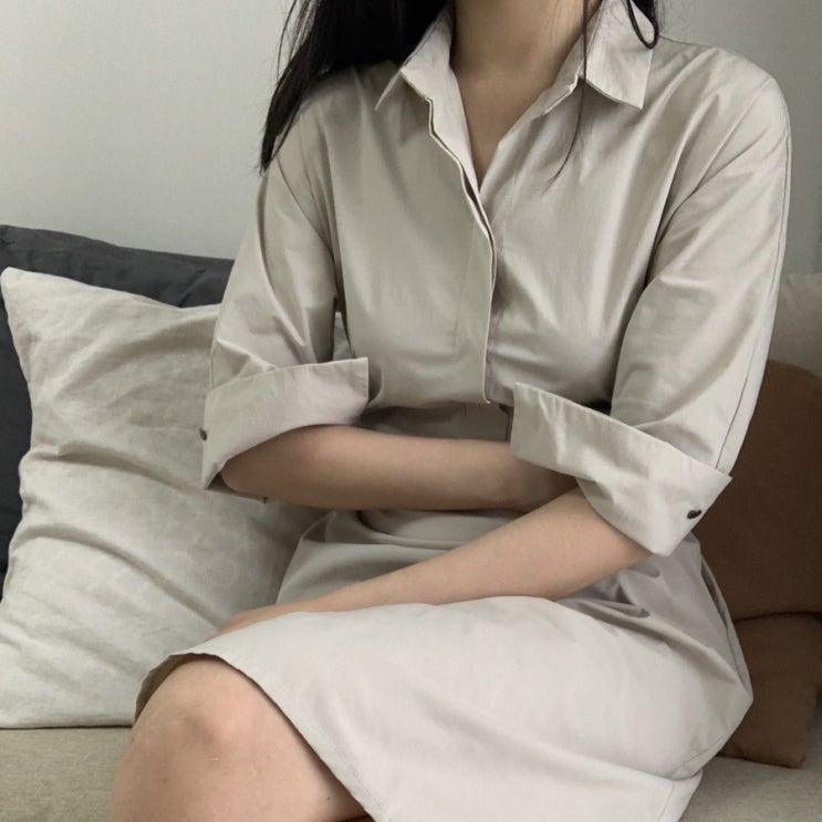 [오피스룩/하객룩] 여름, 가을 두 계절에 입을 수 있는 러브패리스 베이지 셔츠 원피스 착용 솔직후기