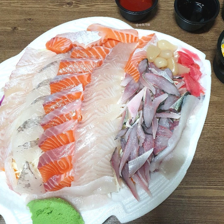  [집콕챌린지]코로나 속 강제 집순이 모드_저녁메뉴 추천 광진구 배달 횟집 남자수산 모둠회!