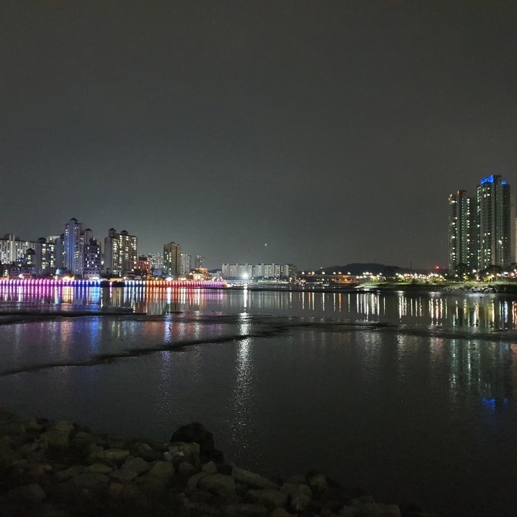  오랜 만에 느껴봤던 저녁 산책
