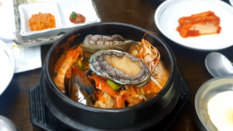  제주 춘심이네 2호점 / 해물뚝배기
