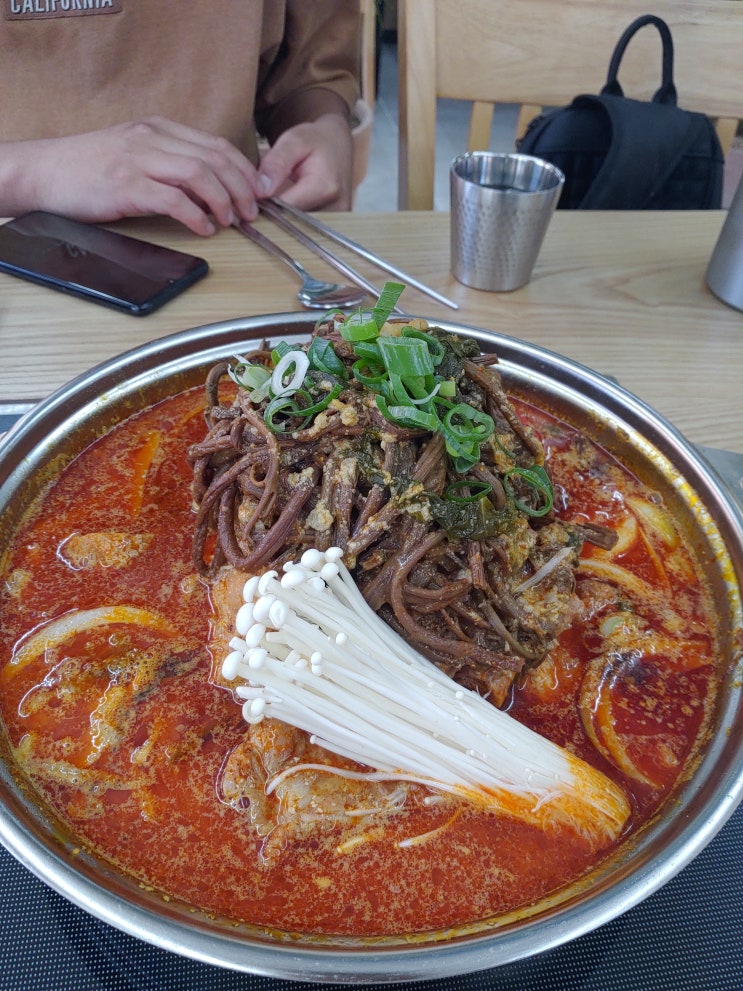  등뼈가  신상 감자탕집