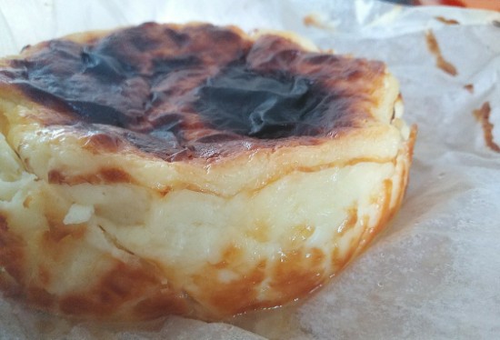  바스크 치즈케이크