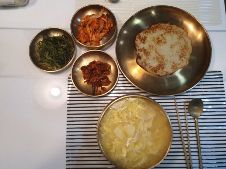 집밥해먹기 : 수제비 & 감자전 & 고추전 해먹기 / 비오는 저녁 간단하게 해먹기