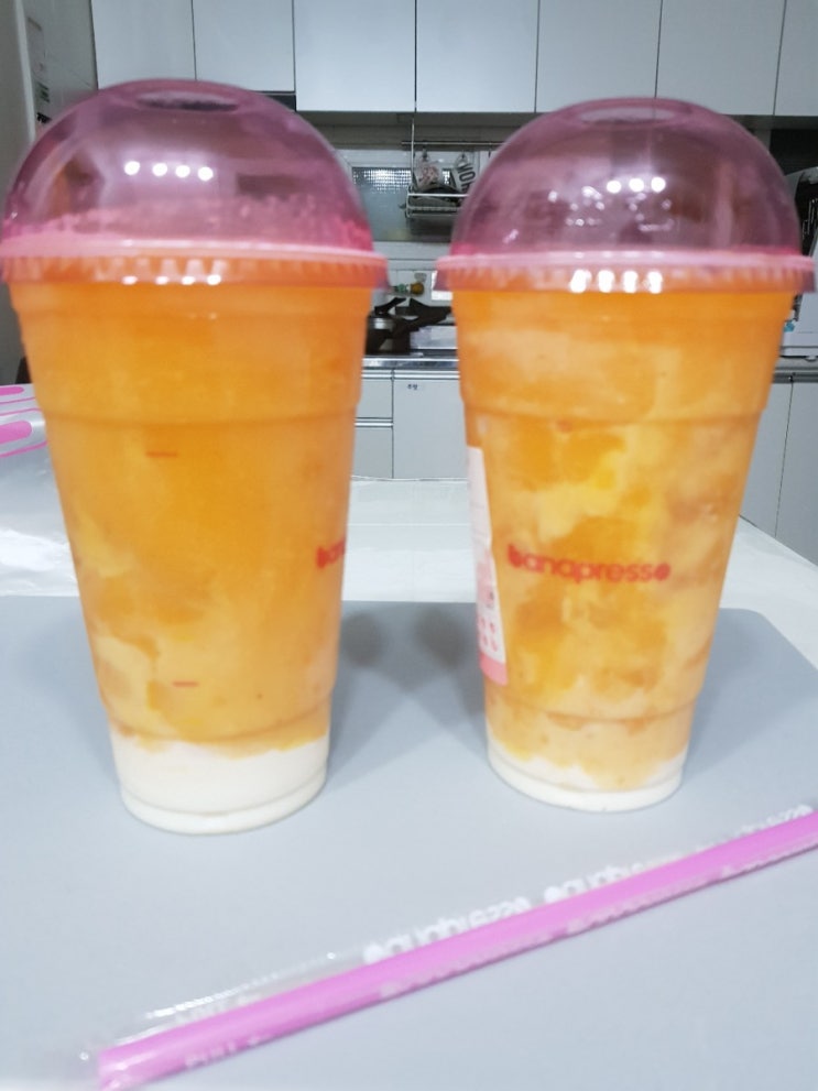 [바나프레소] 인기메뉴 홍시라떼 먹어봤어요