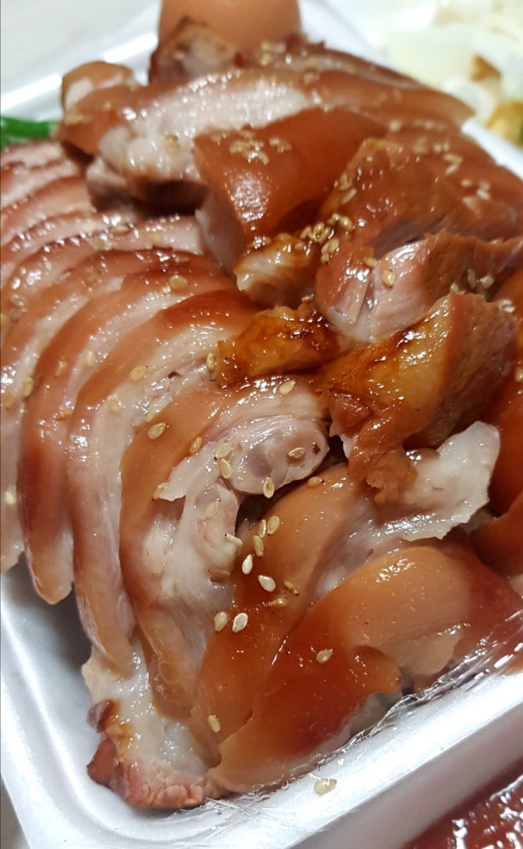  구미 옥계동 맛집, 가야족발을 배달시켜보았습니다.