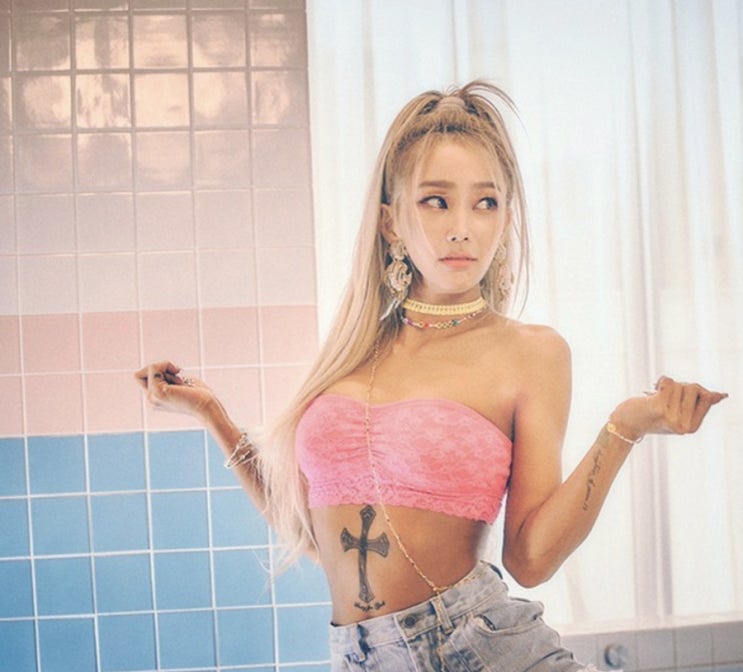  성형 성공?얼굴 많이 변한 효린 근황(과거사진-현재모습)