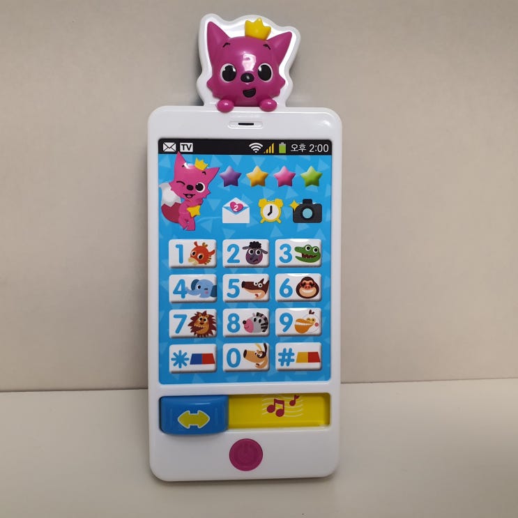 15개월 아기 핑크퐁 장난감 전화기 노래하는 스마트폰 기능들이 재밌네요^^