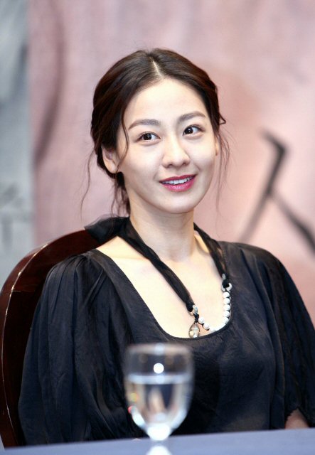 이미연 나이 전남편 직업 이혼 사유 이유 배우 김승우 결혼 재혼 전부인 아내 김남주 키 학력 고향 혈액형 몸무게 가족관계 데뷔 소속사 종교 음주운전 자녀 딸 아들 인스타 이미연 나이 전남편 직업 이혼 사유 이유 배우 김승우 결혼 재혼 전부인 아내 김남주 키 학력 고향 혈액형 몸무게 가족관계 데뷔 소속사 종교 음주운전 자녀 딸 아들 인스타