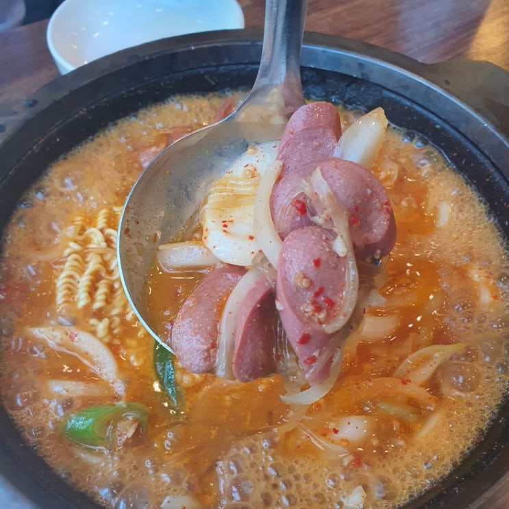 수원 광교 맛집 석기정돌솥부대찌개