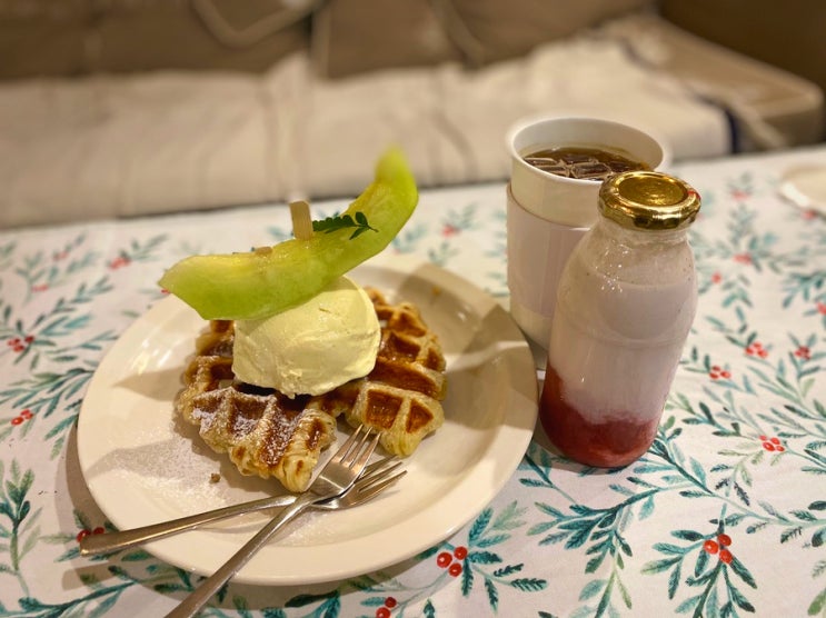  서울 근교 예쁜 카페 포러데이 팔당, 데이트하기 좋은 디저트 카페 한강 뷰 맛집, 팔당대교 근처 야외 테라스
