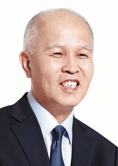  이용우 나이 국회의원 부인 아내 와이프 직업 김경애 결혼 자녀 아들 학력 고향 인스타 집 아파트 가족관계 소속정당 카카오뱅크 공동대표 프로필