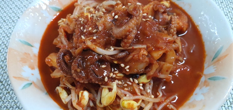  매운음식 양념쭈꾸미 모짜렐라치즈의 꿀조합