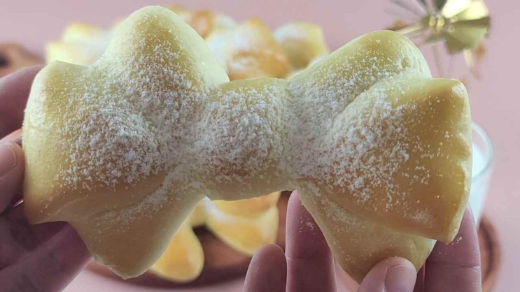 【홈베이킹】퐁퐁언니의 리본빵 만들기 (영상&레시피)