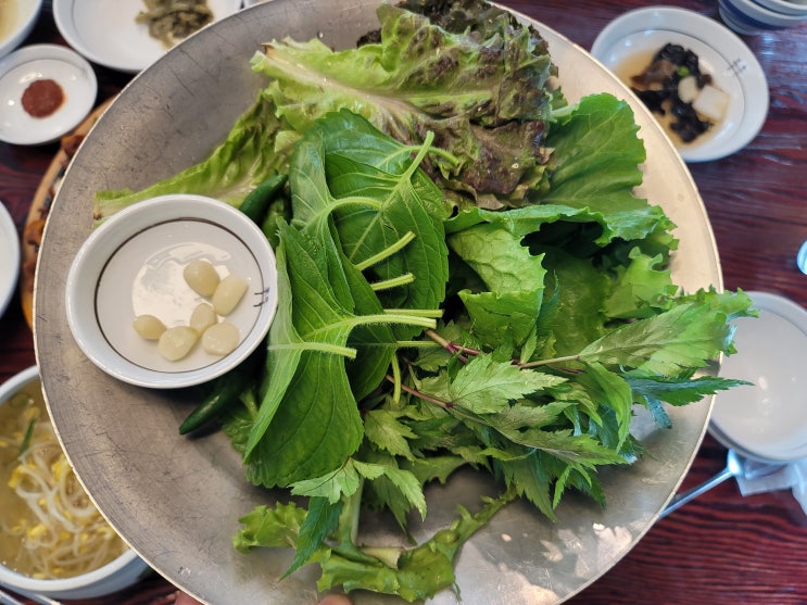  부천 까치울역 쌈밥 맛집 - 쌈천지 가족 식사.