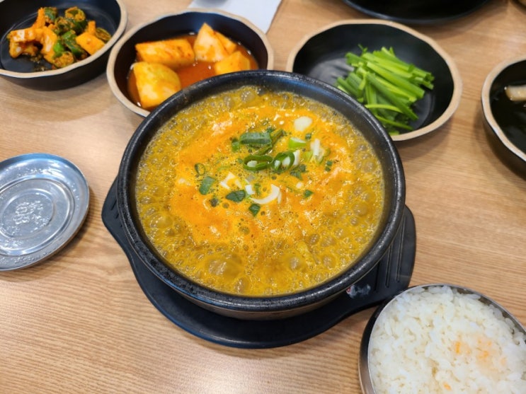  아바이 왕 순대탕 회현본점