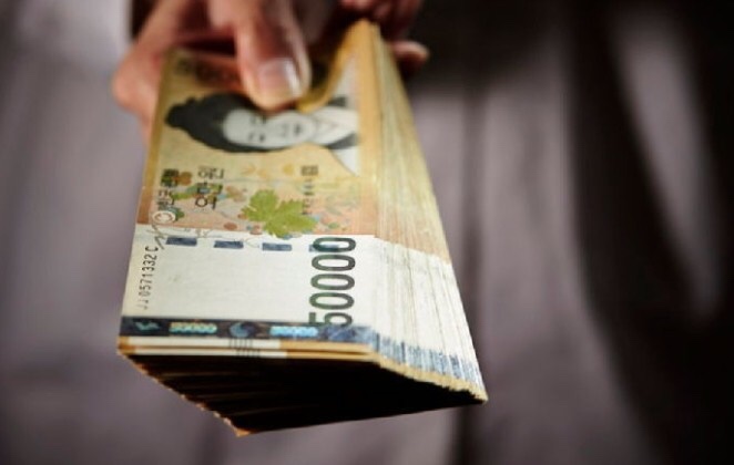  2차 긴급재난지원금, 미취업 청년 '50만원 일시금' 받는다