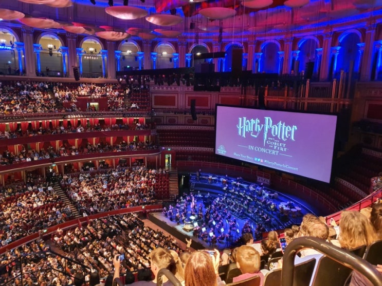 런던에서 해리포터와 마법사의돌 영화with오케스트라 공연 관람
