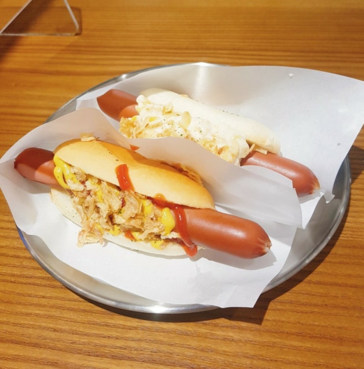 NC 신구로점 오이츠(O'EATS) 푸드카페에서 핫도그 먹어봄 NC 신구로점 오이츠(O'EATS) 푸드카페에서 핫도그 먹어봄