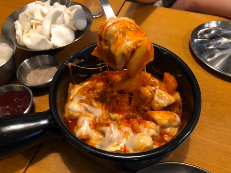  바른치킨 메뉴 추천 떡볶이 고구마치즈볼 존맛탱