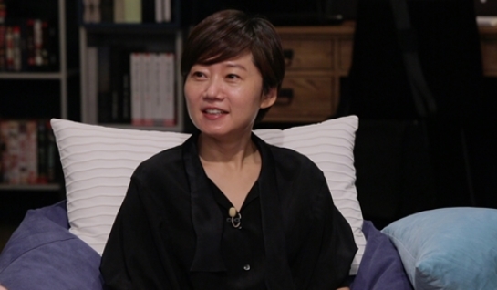 이경미 감독 나이 신랑 남편 직업 영화평론가 피어스콘란 결혼 나이차이 자녀 학력 데뷔 경력 가족관계 영화 출연작 연출 작품 인스타 아버지 아빠 성우 이완호 딸 이경미 감독 나이 신랑 남편 직업 영화평론가 피어스콘란 결혼 나이차이 자녀 학력 데뷔 경력 가족관계 영화 출연작 연출 작품 인스타 아버지 아빠 성우 이완호 딸